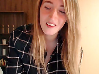 Perfect Teen Filmed Herself While Seducing You